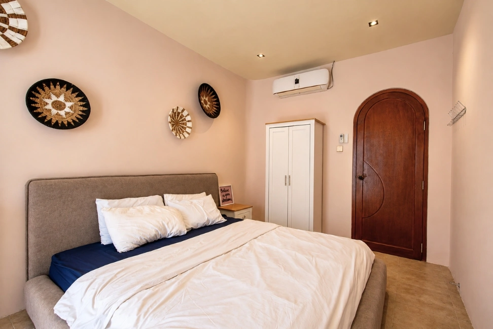Elegant 3BR Villa with Private Office – Refined Living for Modern Professional, 3-bed villa for rent in Canggu – photo 7 of 15