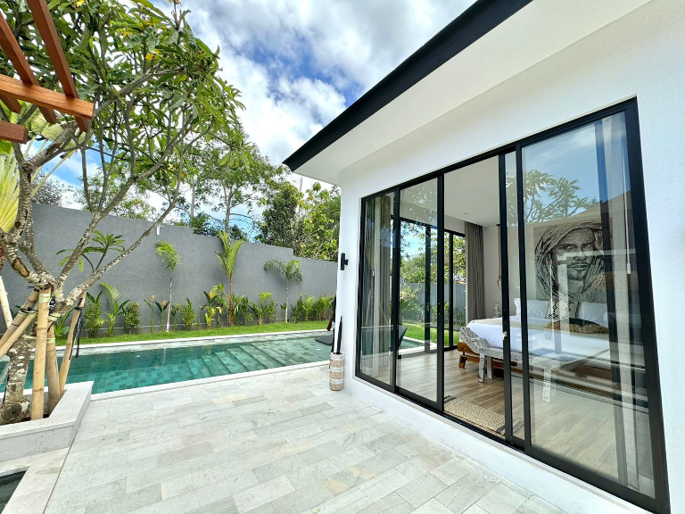 3 Bedrooms Villa in Pecatu for monthly / yearly rental, 3-bed villa for rent in Uluwatu – photo 11 of 15