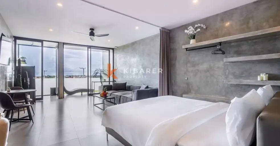 Luxury One-Bedroom Penthouse with Sunset View in Pererenan, 1-bed villa for rent in Pererenan – photo 5 of 12