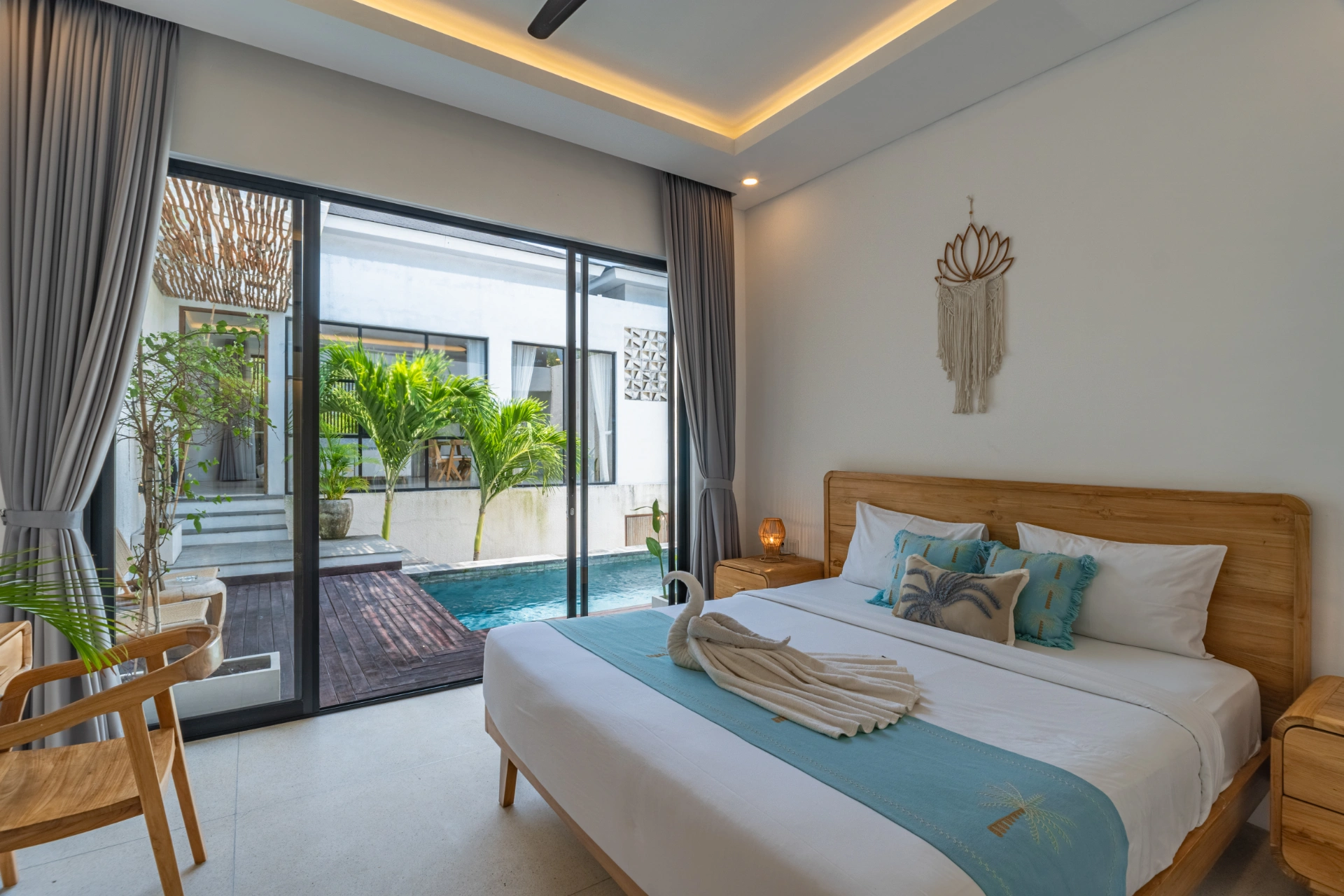 Cozy, stylish villa in Umalas opposite the Liga Tennis, next to the Pizza Fabbrica. 10 minutes drive to Berawa Beach., 2-bed villa for rent in Canggu – photo 10 of 15