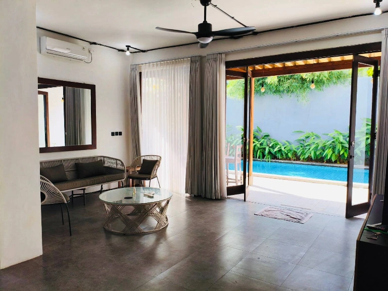 3 Bedroom Modern Villa for Yearly Rent in Seminyak Petitenget, 3-bed villa for rent in Seminyak – photo 13 of 15