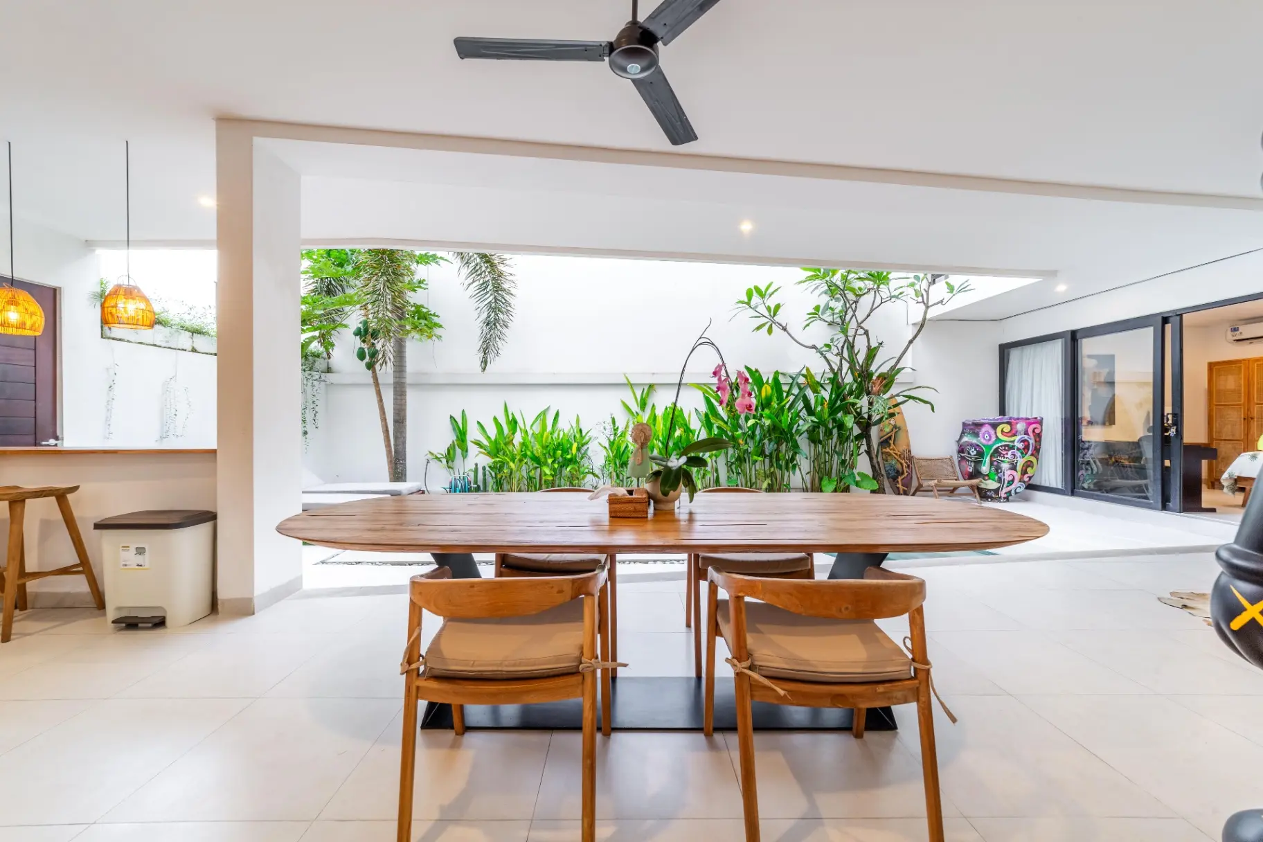 Villa Emilia - Peaceful Modern 2-Bedroom Villa for Monthly in Tumbak Bayuh, 2-bed villa for rent in Pererenan – photo 7 of 15