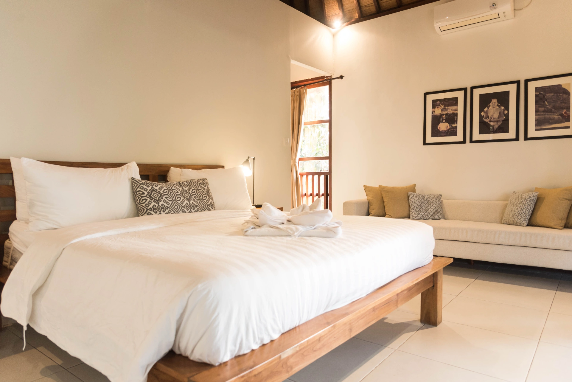 3 Bedroom Balinese Modern Villa for Monthly and Yearly Rent in Umalas, 3-bed villa for rent in Seminyak – photo 5 of 15