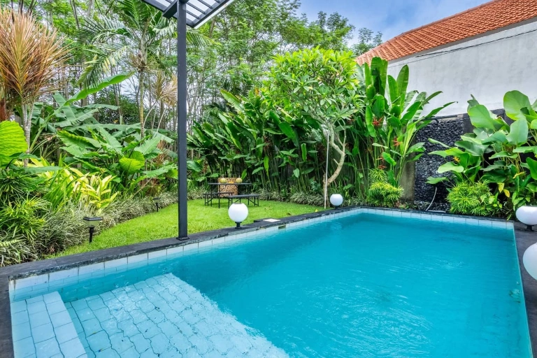 Monthly & Yearly Rent - Pererenan - Premium 3 Bedrooms Villa with Garden View, 3-bed villa for rent in Pererenan – photo 4 of 9