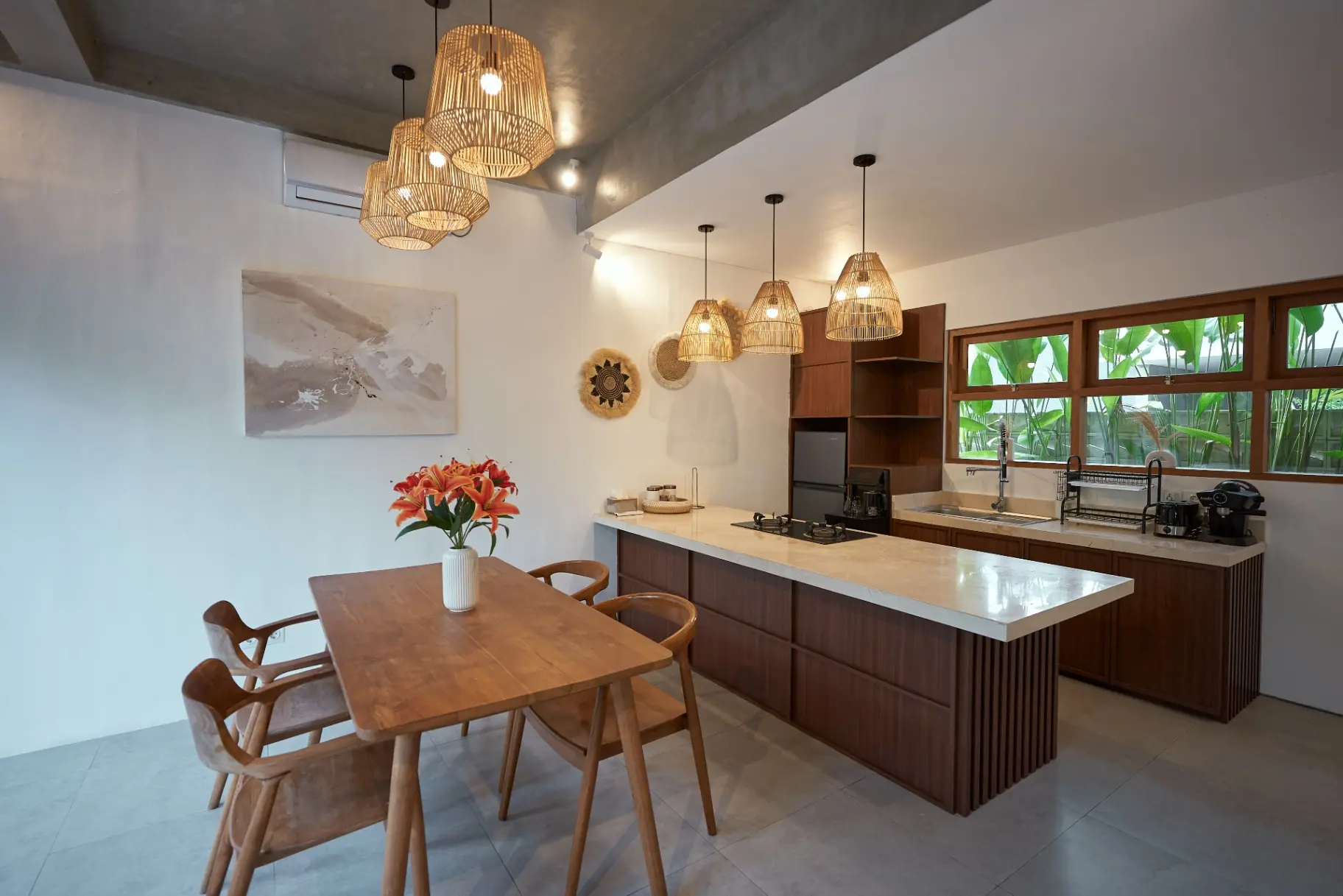 Villa Octo - 2 Bedroom Industrial Modern Villa in Great Location of Canggu, 2-bed villa for rent in Canggu – photo 11 of 15