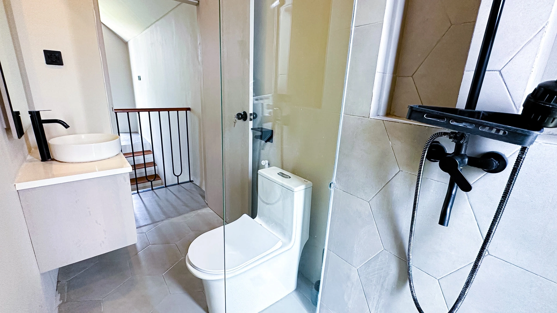 Two Bedroom Smart Townhouse, Berawa Location, 2-bed villa for rent in Canggu – photo 6 of 15