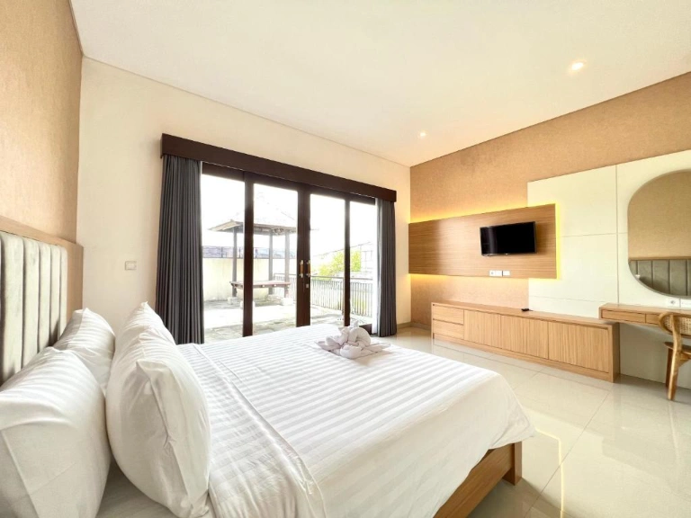 Monthly Rent Villa 3 Bedroom (Seminyak), 3-bed villa for rent in Seminyak – photo 11 of 14