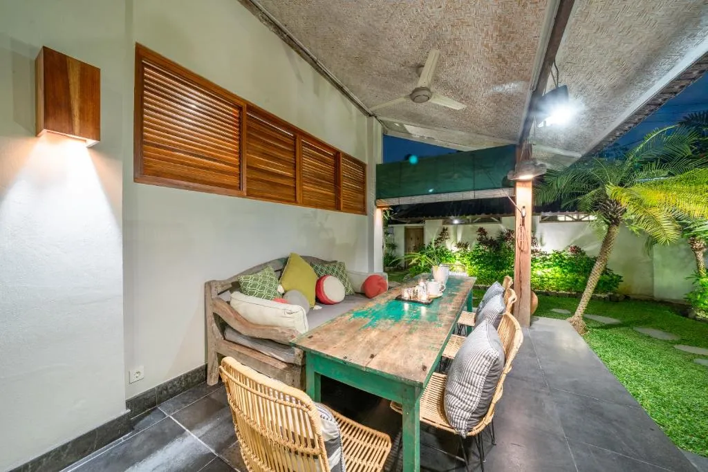 4BR Villa in Canggu, 4-bed villa for rent in Canggu – photo 11 of 15