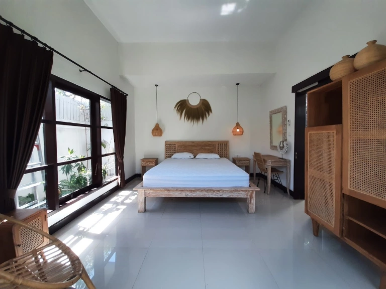 Tropical Homie Villa New Renovated in Seminyak, 2-bed villa for rent in Seminyak – photo 2 of 15