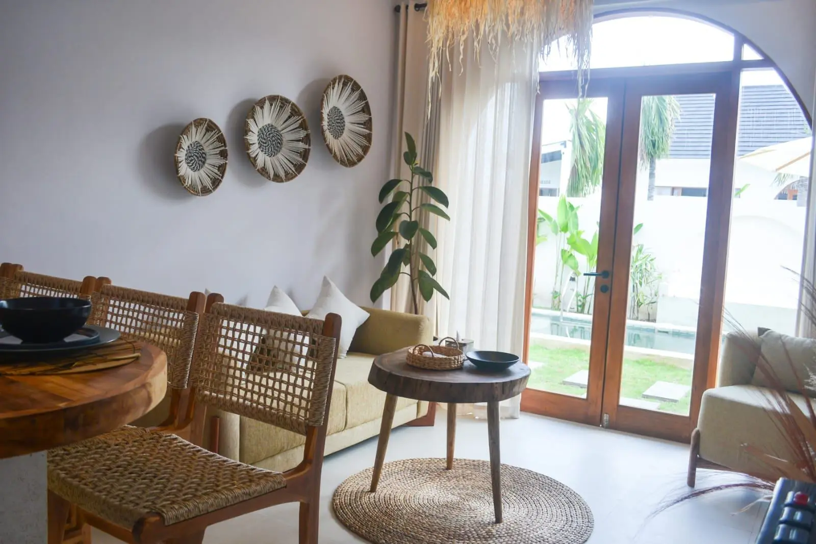 2BR Villa with Garden at Tibubeneng Canggu, 2-bed villa for rent in Canggu – photo 15 of 15