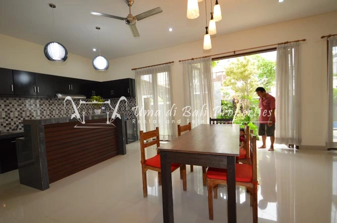 3BR Villa for Rent at Berawa, Bali I, 3-bed villa for rent in Canggu – photo 10 of 15