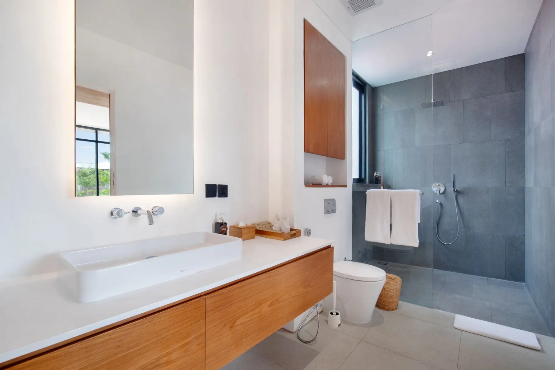 3BR Paradise Villa in Central of Canggu! +Rooftop & pool. Aquamarine Villa I, 3-bed villa for rent in Canggu – photo 14 of 15