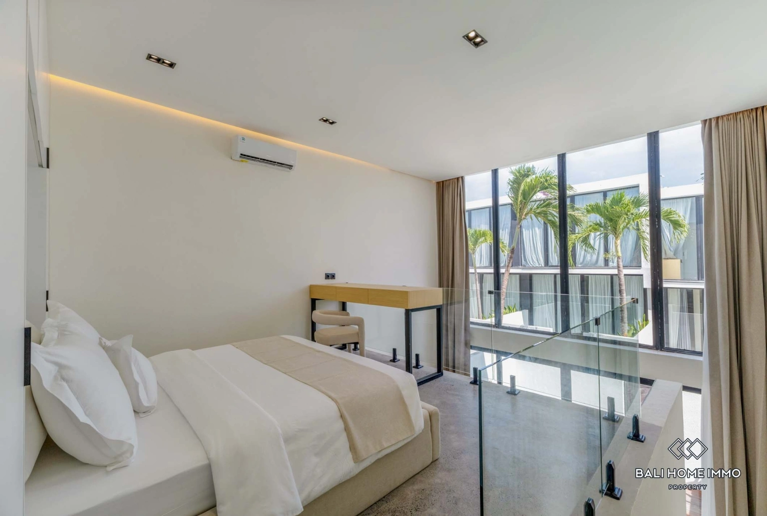 beautiful 1 Bedrooms private villa inside a villa complex in Berawa, 1-bed villa for rent in Canggu – photo 7 of 8