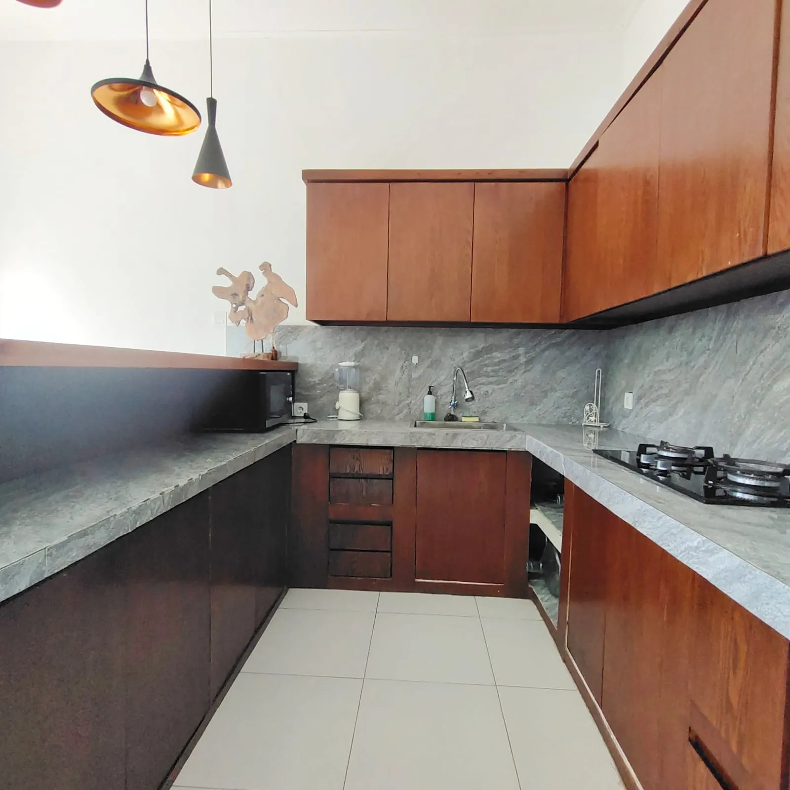 3 Bedrooms Villa with Garden in Canggu, 3-bed villa for rent in Canggu – photo 10 of 13