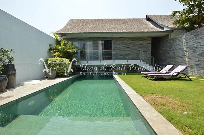 3BR Villa for Rent at Central Berawa, Bali, 3-bed villa for rent in Canggu – photo 3 of 15