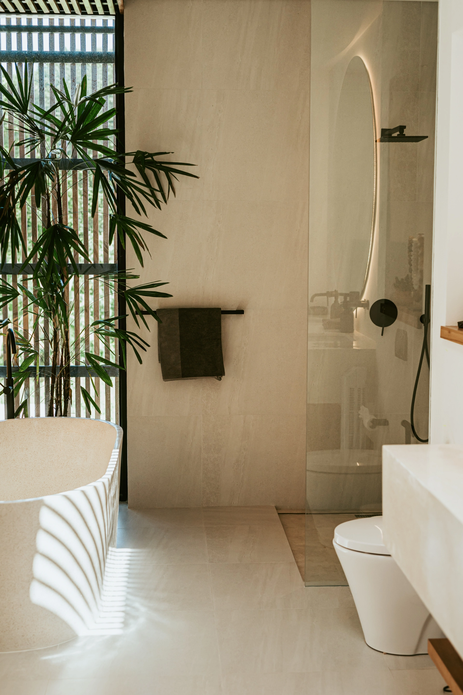 Stunning 3BR Villa | 12m Pool, Rooftop Sunset Deck & Bathtub, 1-bed villa for rent in Canggu – photo 15 of 15