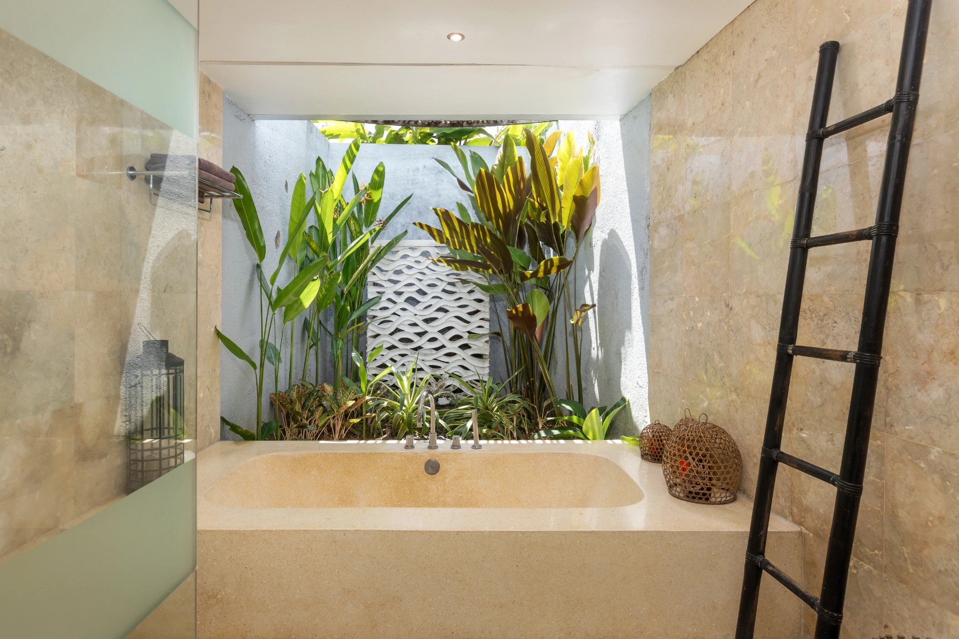 Villa Toba Jabunami, 4-bed villa for rent in Canggu – photo 15 of 15