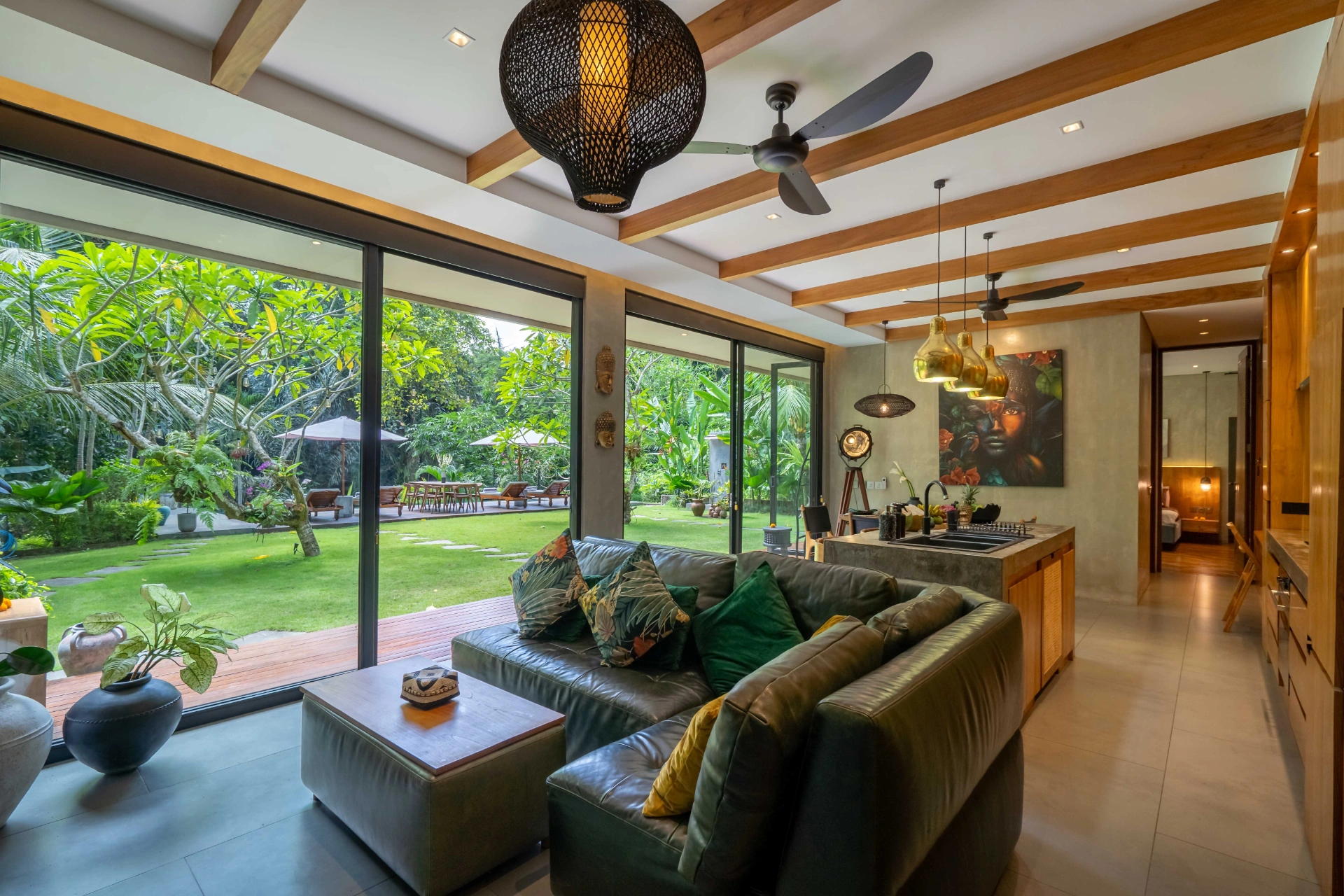 3-Bedroom Villa with Tropical Jungle Ambience in Cepaka, 3-bed villa for rent in Tabanan – photo 3 of 15