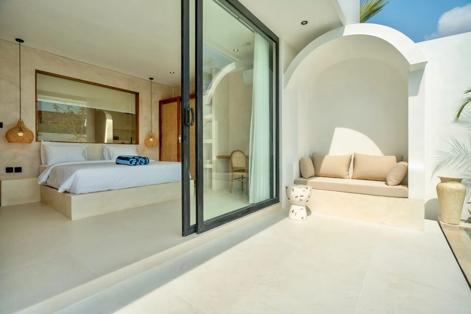 Villa For Rent 2 Bed In Padonan,Tibubeneng Bali, 2-bed villa for rent in Canggu – photo 2 of 15