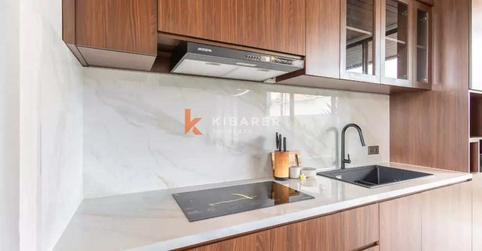 Your Modern Getaway in Cemagi – New 2BR Villa Living, 2-bed villa for rent in Seseh – photo 13 of 15