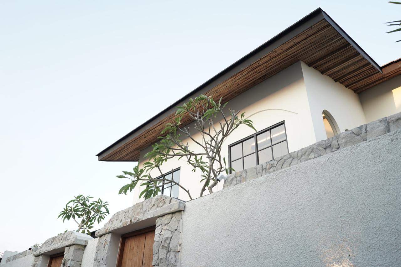 2-Bedroom Villa – Seminyak for Yearly Rental and Leasehold (Prime Area), 2-bed villa for rent in Seminyak – photo 2 of 15