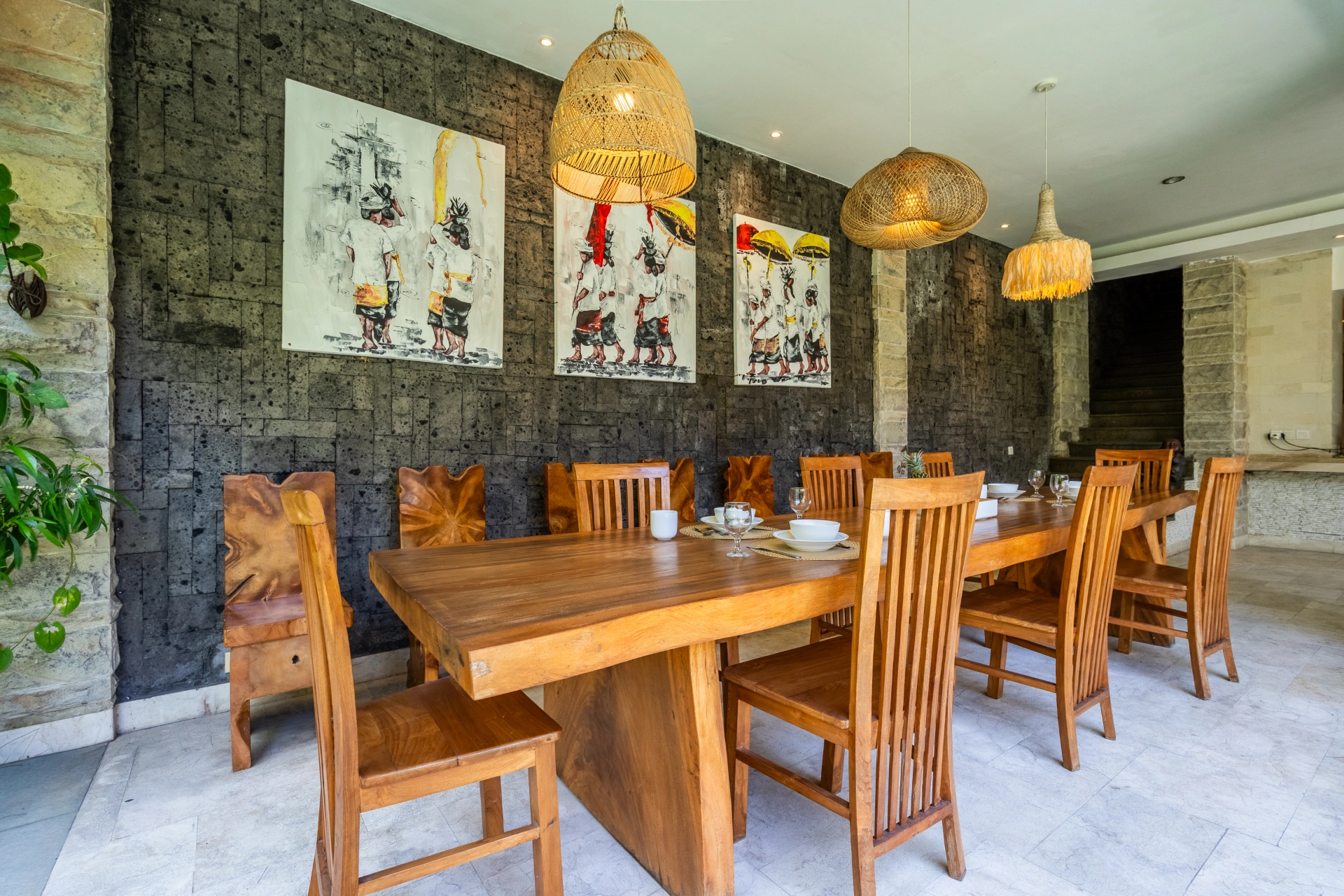 Puri Ratu Jimbaran - 5BR Villa with Pool, Jimbaran, 5-bed villa for rent in Uluwatu – photo 10 of 15