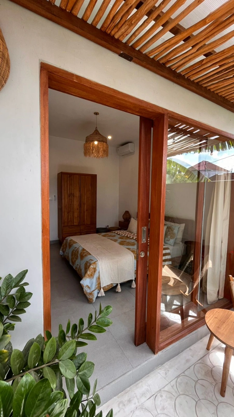 Stunning 2BR Villa in Prime Umalas – Private Pool, Lush Garden, 2-bed villa for rent in Seminyak – photo 3 of 9