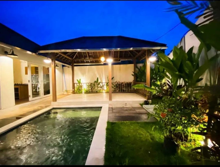 3-Bedroom Private Pool Villa for Rent, 3-bed villa for rent in Pererenan – photo 3 of 10