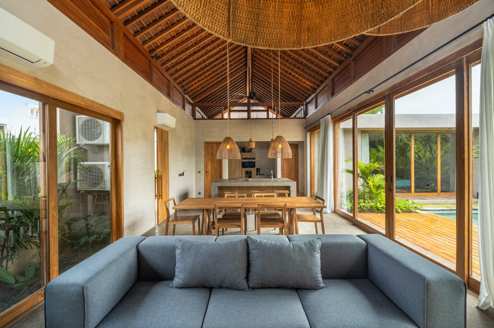 Monthlt Rent - Seseh - Walking Distance Toseseh Beach 2 Bedrooms Villa, 2-bed villa for rent in Canggu – photo 2 of 14