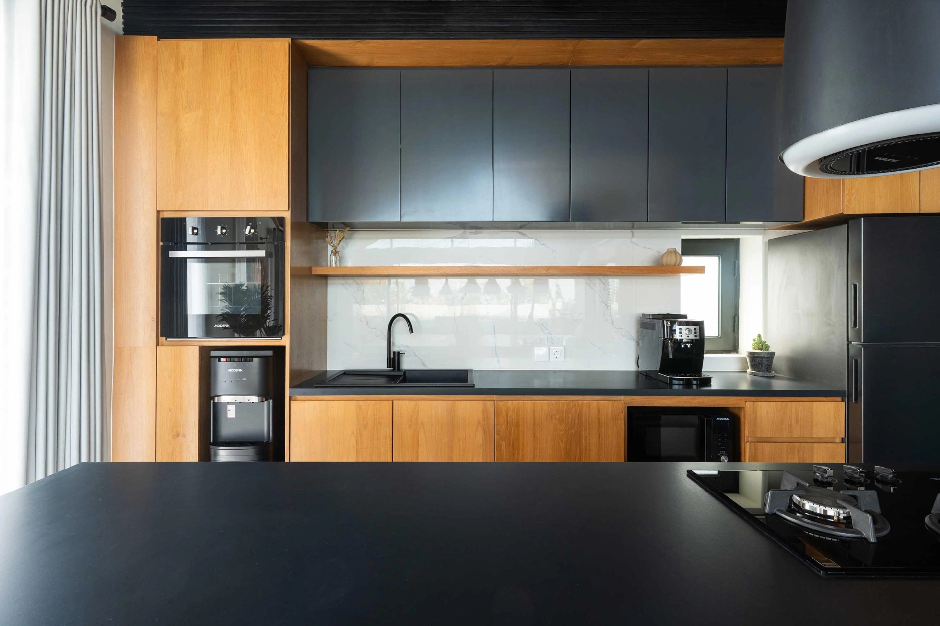 Makia Penthouse : Modern Luxury 1BD Loft Canggu, 1-bed villa for rent in Canggu – photo 13 of 15