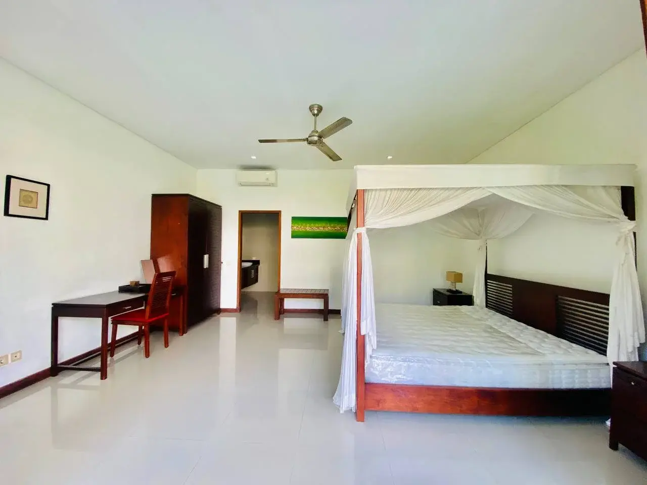 3 Bedrooms Brand New Villa in Berawa, 3-bed villa for rent in Canggu – photo 6 of 15