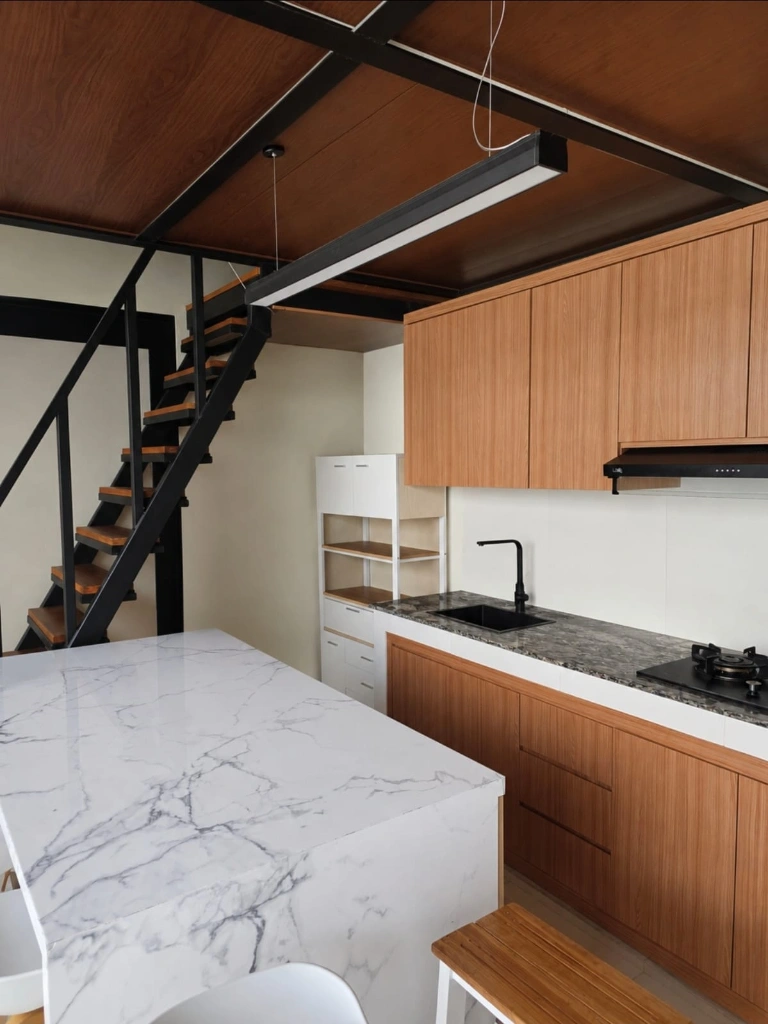 Modern 2 Bedroom Villa with Mezzanine Office | Prime Umalas Living, 2-bed villa for rent in Canggu – photo 5 of 15