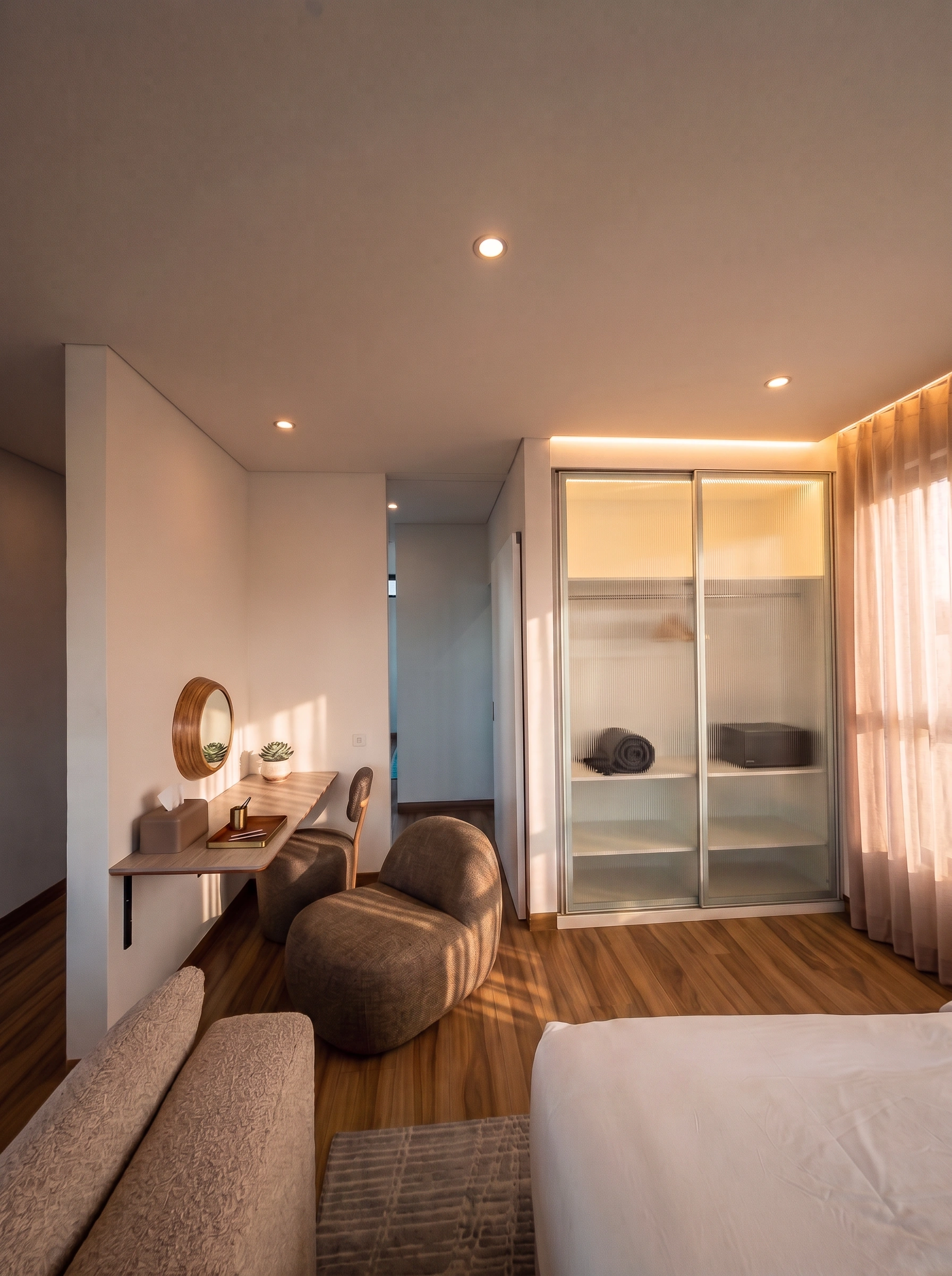 2 Bedrooms Premium Suite - Echo Beach Suites, 2-bed villa for rent in Canggu – photo 4 of 13