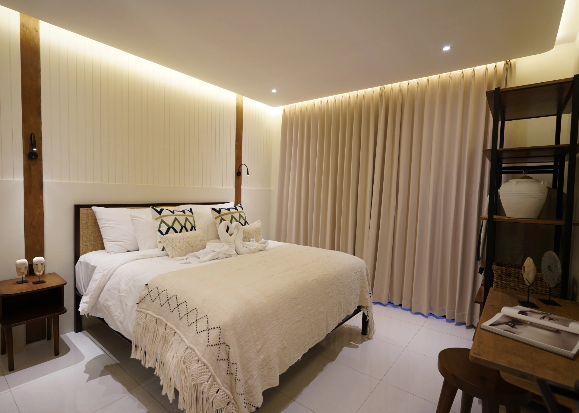 2BR Modern Tropical Villa for Rent in Seminyak, 2-bed villa for rent in Canggu – photo 9 of 15