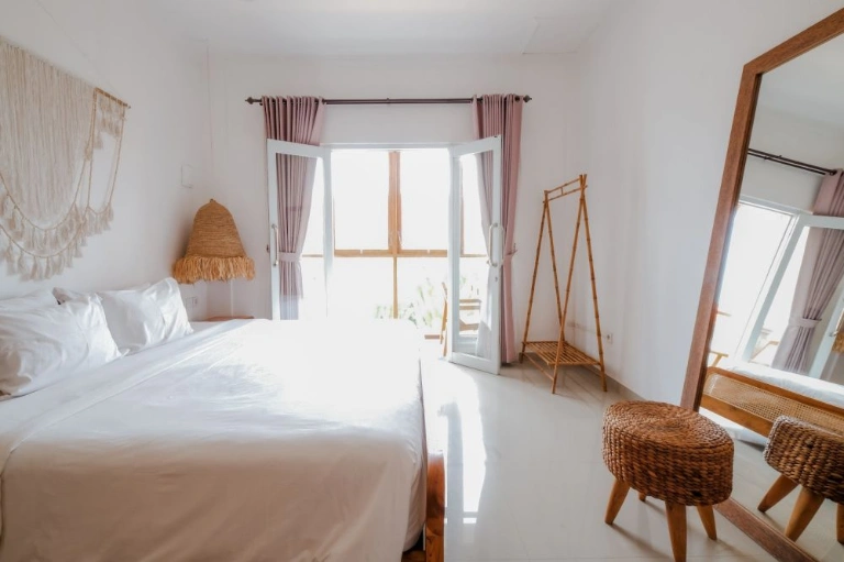 1BR Boutique Villa with Shared Pool in Central Pererenan, 1-bed villa for rent in Pererenan – photo 6 of 13