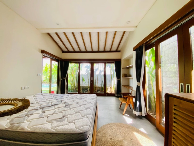 3 Bedroom Villa for Yearly Rent in Canggu, 3-bed villa for rent in Canggu – photo 4 of 15
