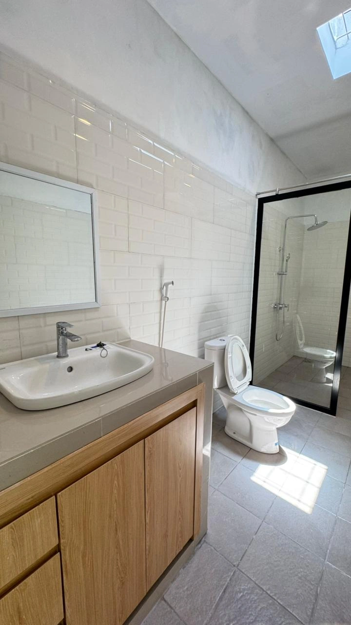 New 2 Bedroom Padonan Canggu near Gym, 2-bed villa for rent in Canggu – photo 5 of 15