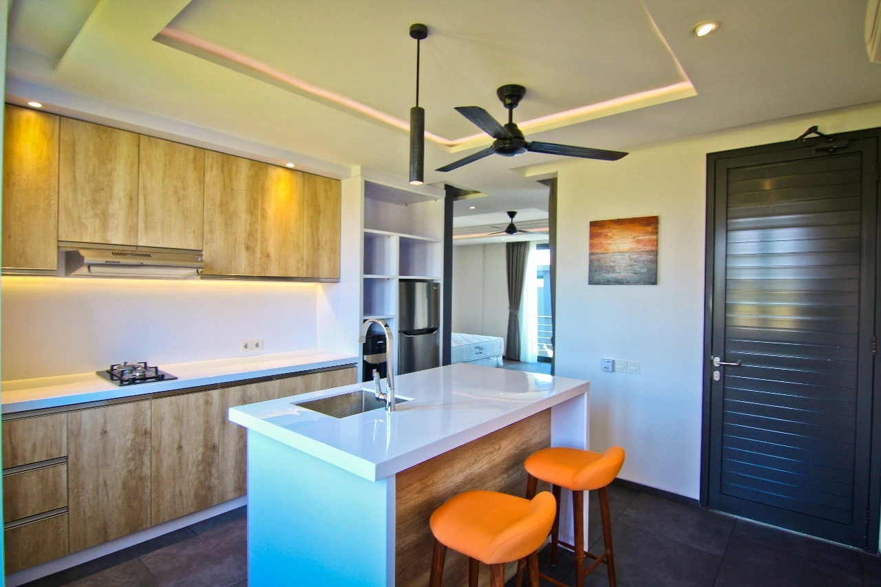 SEA BREEZE APARTMENT - UNIT 4 (Modern 1BR Studio Berawa • Near Beach & Finns), 1-bed villa for rent in Canggu – photo 7 of 10