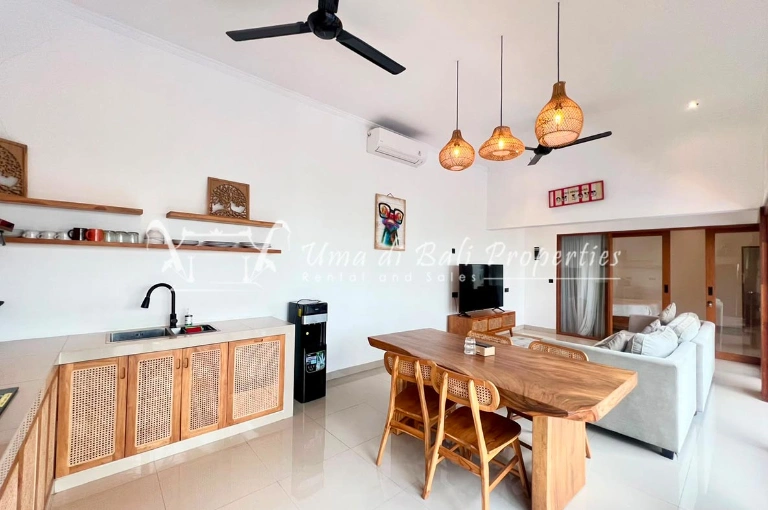2BR Villa for Rent at Pererenan, Bali, 2-bed villa for rent in Pererenan – photo 5 of 12