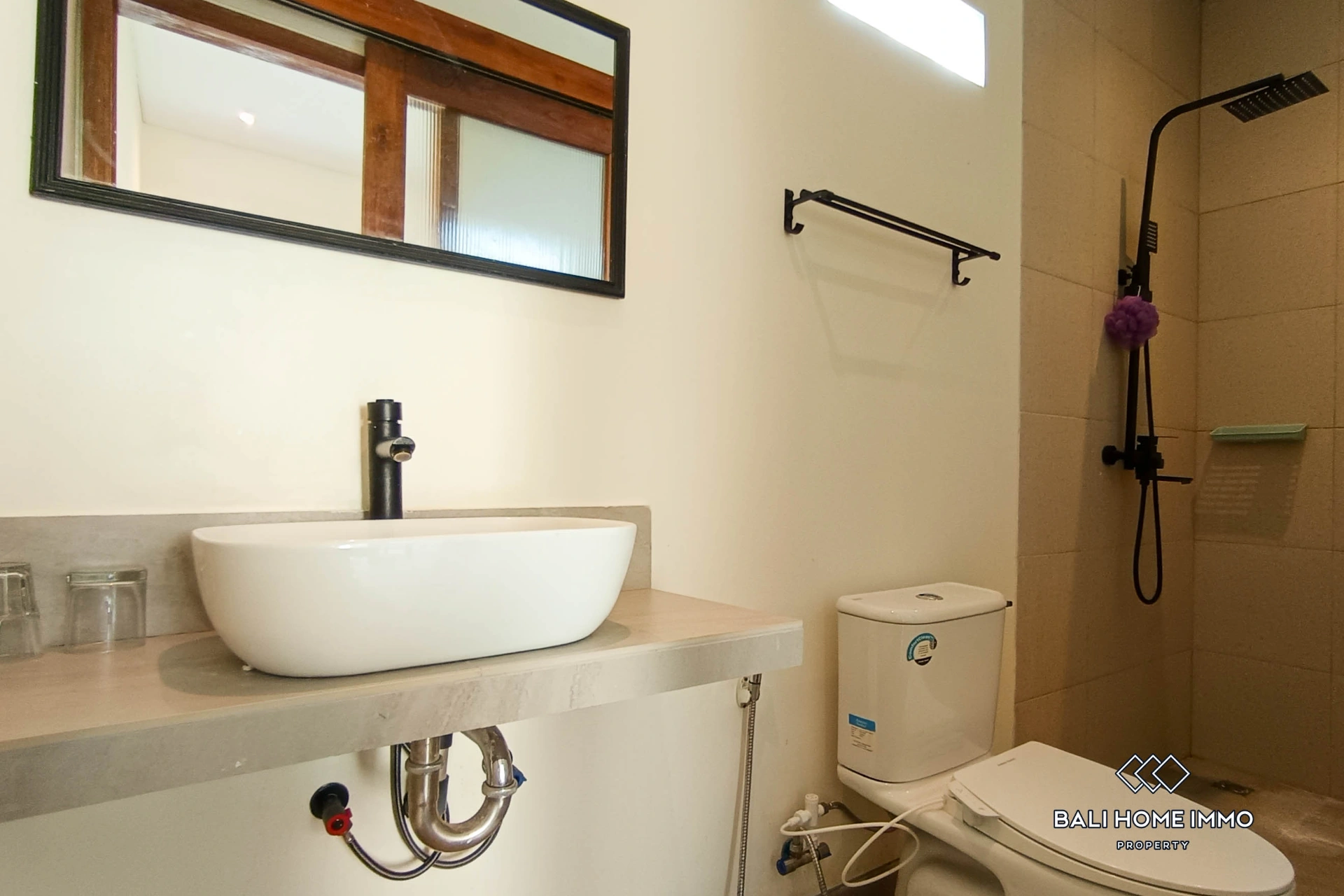Brand New Minimalist 2-bedroom Villa for Rent in Jimbaran, 2-bed villa for rent in Uluwatu – photo 10 of 10
