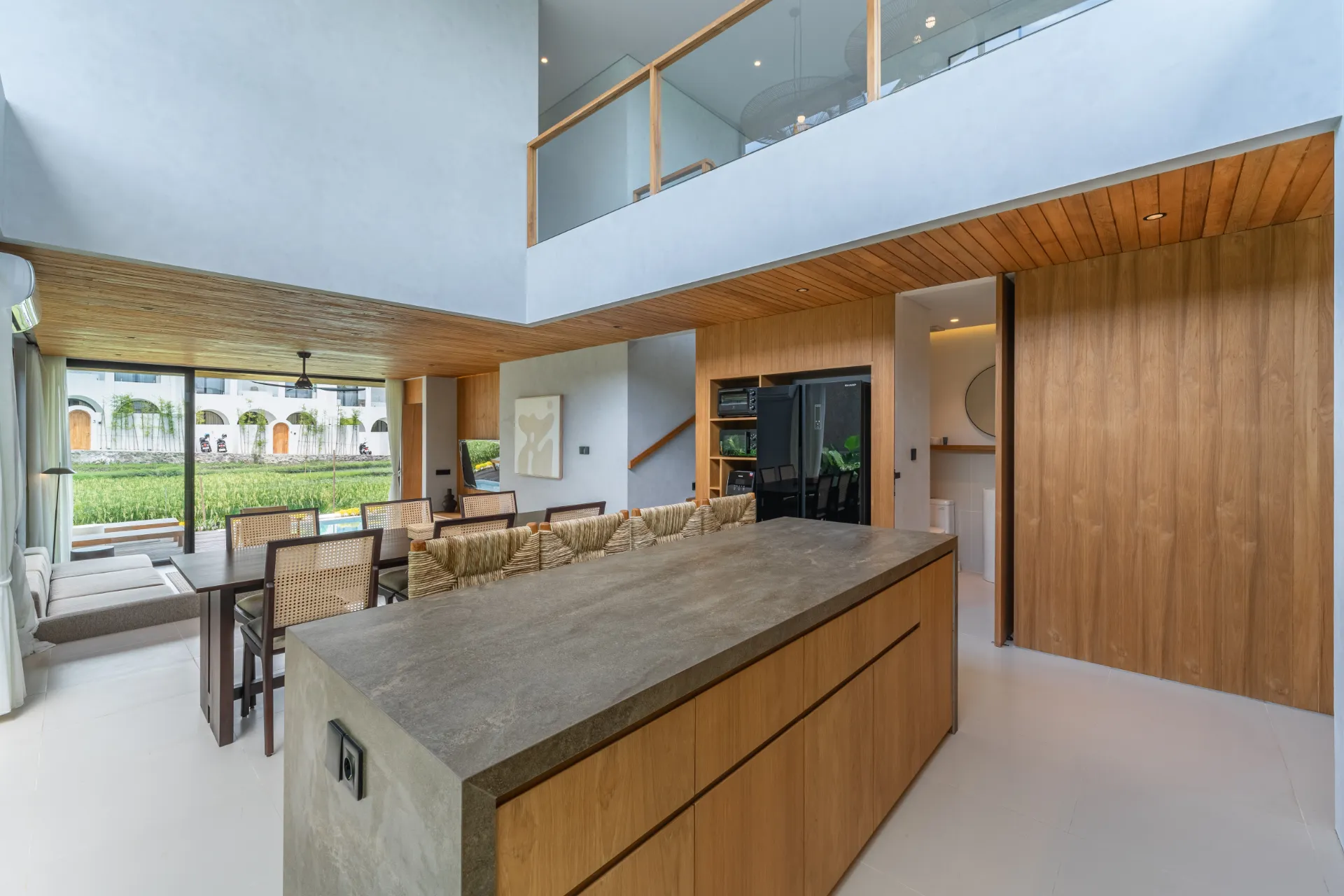 The Jewel - Brand New 3 Bedroom Modern Luxury Villa with Rice Field View, 3-bed villa for rent in Pererenan – photo 6 of 15