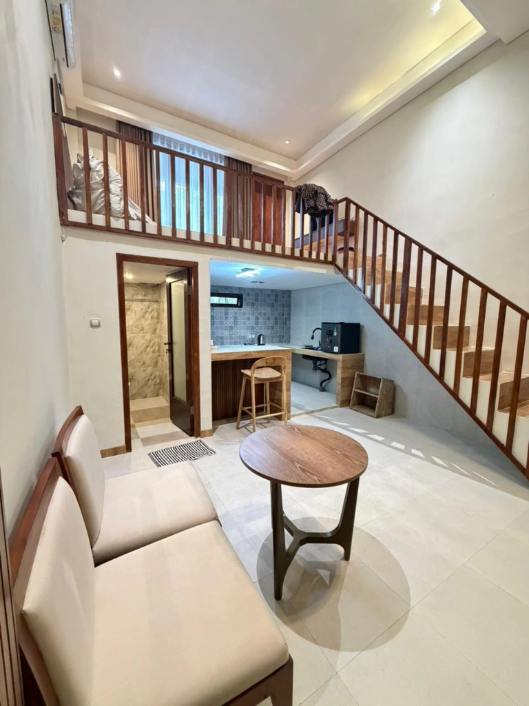Cozy Modern Mezzanine in Nusa Dua Bali, 8-bed villa for rent in Nusa Dua – photo 4 of 13