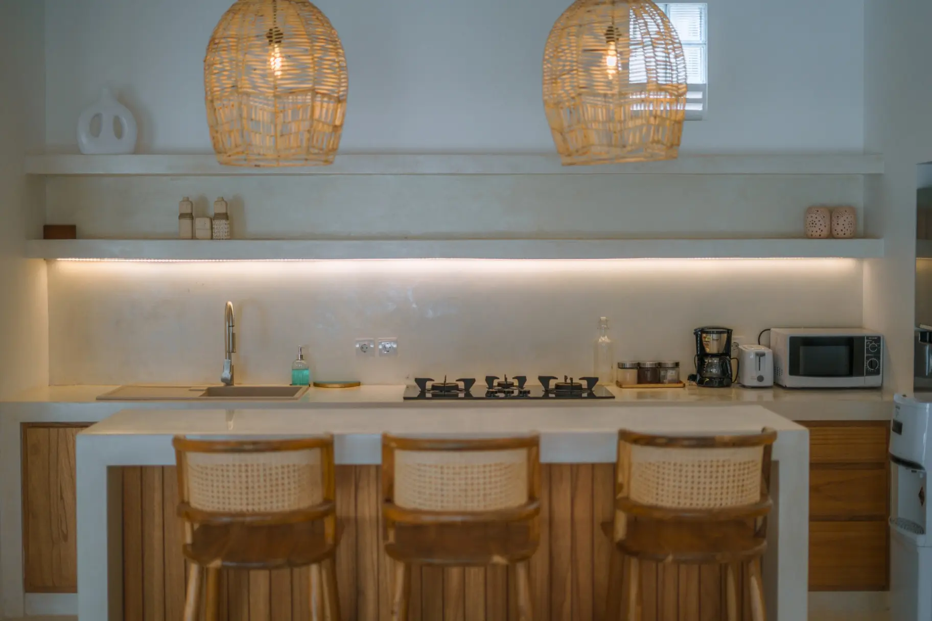 Villa Eliad - Charming 3 Bedroom Mediterranean Villa in Berawa, 3-bed villa for rent in Canggu – photo 8 of 15