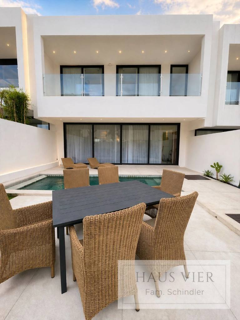 Not your typical Bali villa. A Private Residence in Tumbak Bayuh, Pereren, 2-bed villa for rent in Pererenan – photo 14 of 15