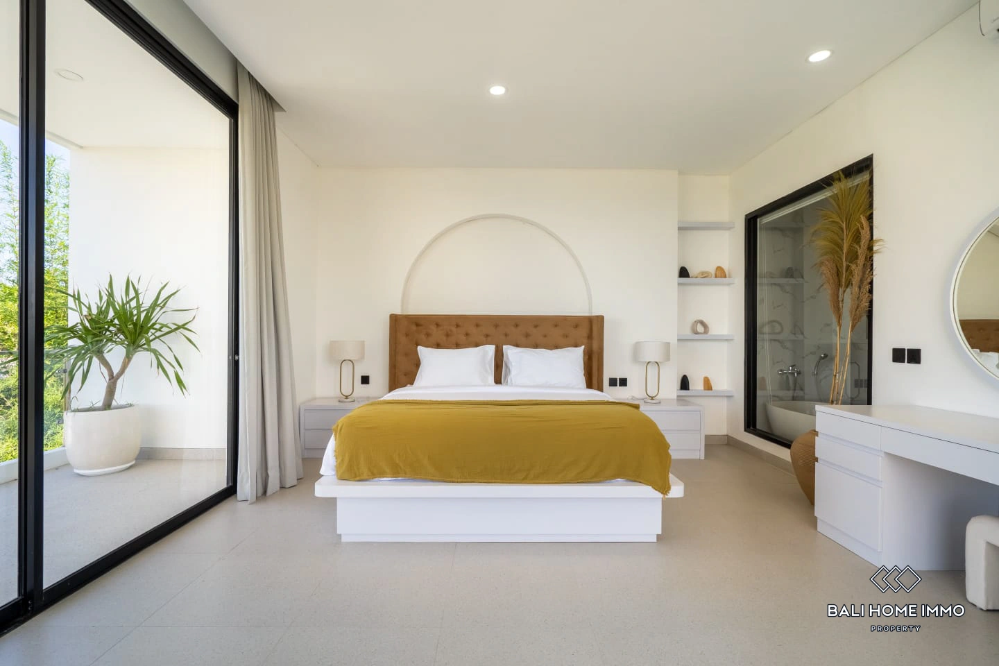 Stunning with Ocean View 3 Bedrooms Villa for Monthly Rental in Ungasan, 3-bed villa for rent in Uluwatu – photo 10 of 15