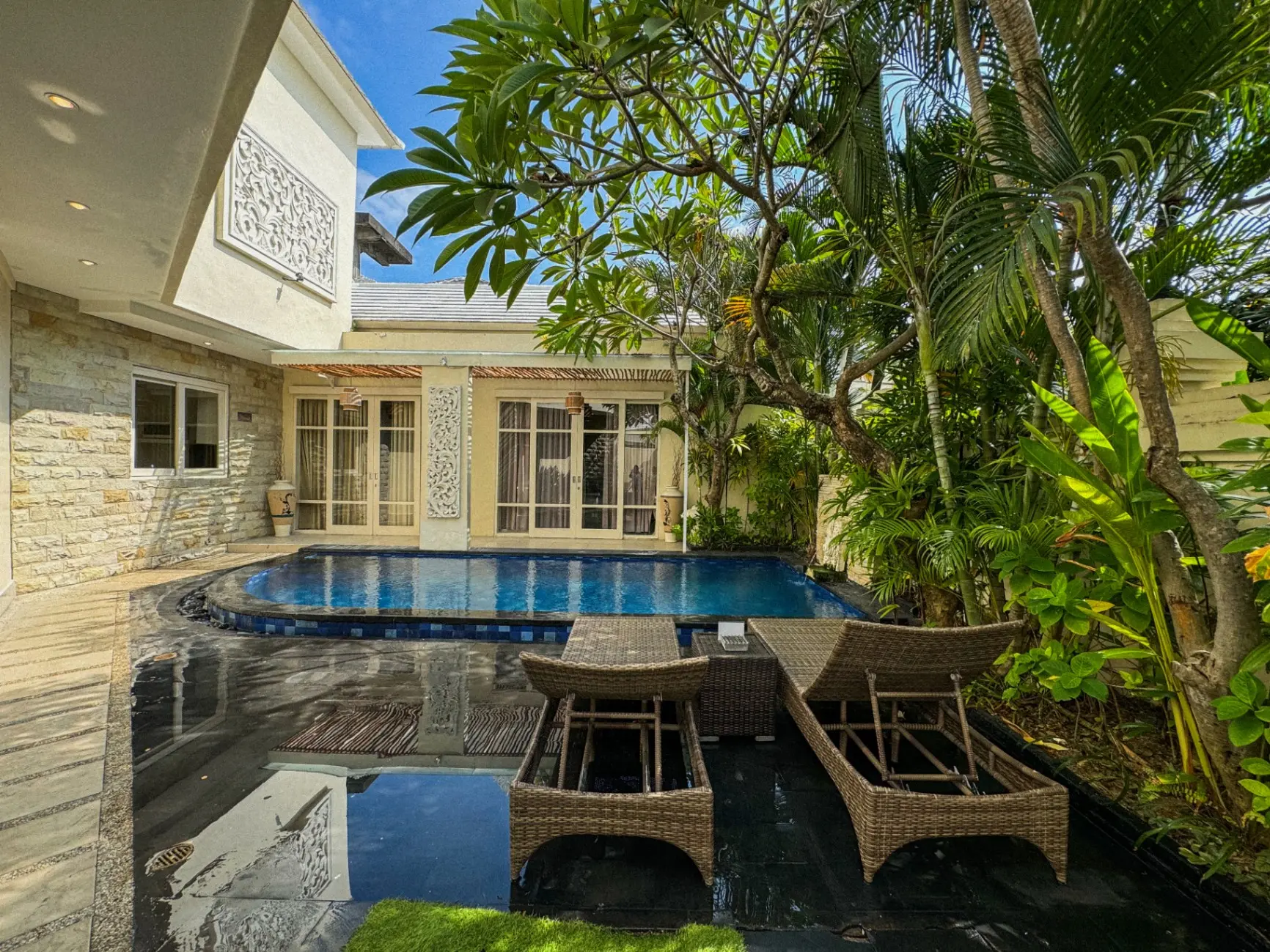 Awila Villas Kuta | 3 Bedrooms Private Pool Villa Kuta, 3-bed villa for rent in Kuta – photo 2 of 15
