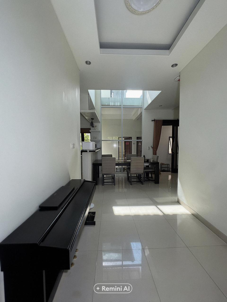 3BR Rooftop Jacuzzi BoltokVilla Near Melasti Beach, 3-bed villa for rent in Kuta – photo 11 of 15