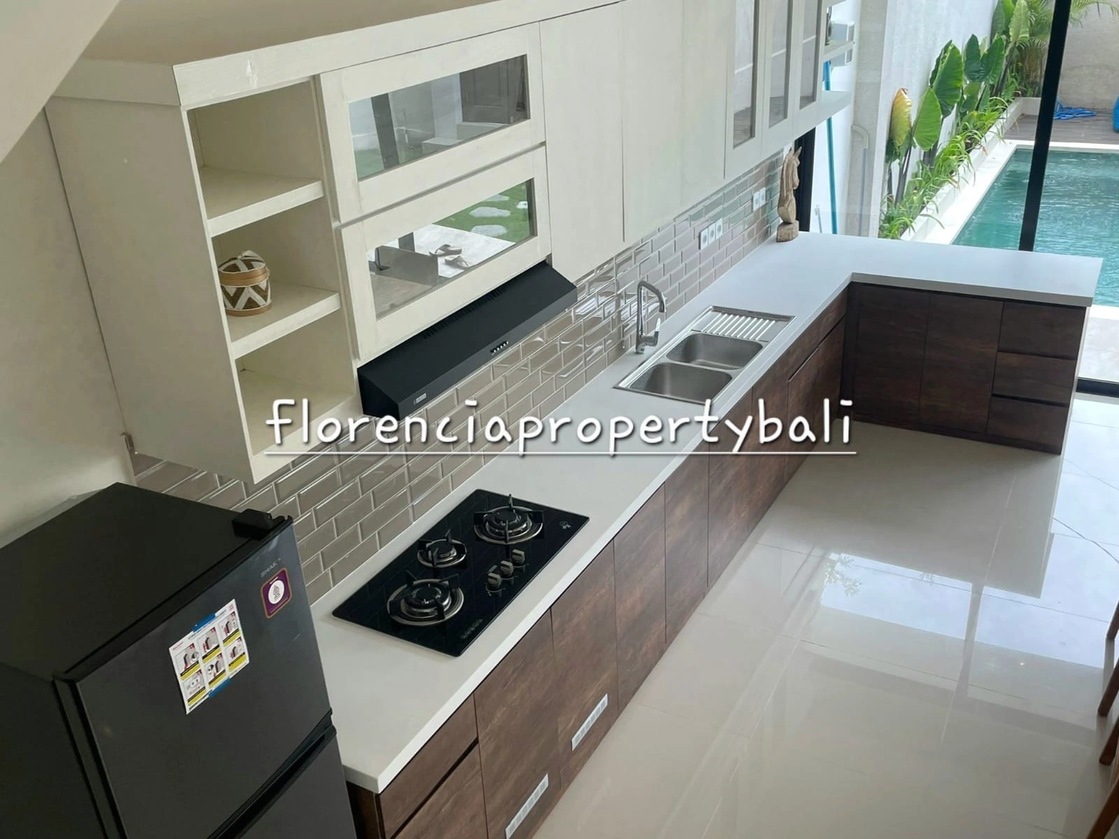 Kerobokan Villa | Modern 2 Bedroom for Yearly and Monthly Rental, 2-bed villa for rent in Canggu – photo 8 of 14