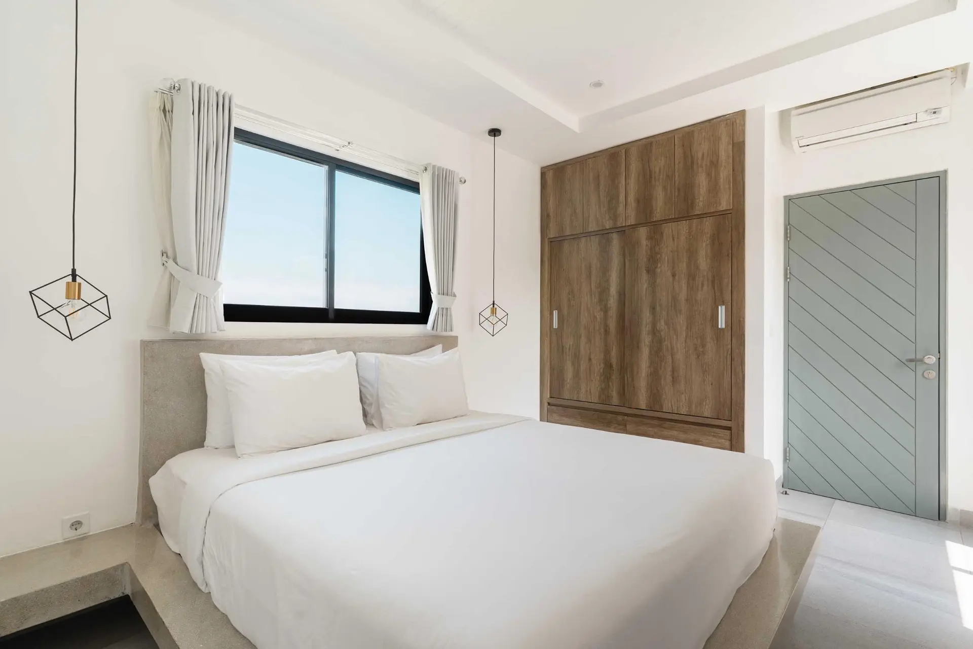 Melasti Villa - Spacious 3BD Villa with Pool Berawa Beach Canggu, 3-bed villa for rent in Canggu – photo 10 of 14