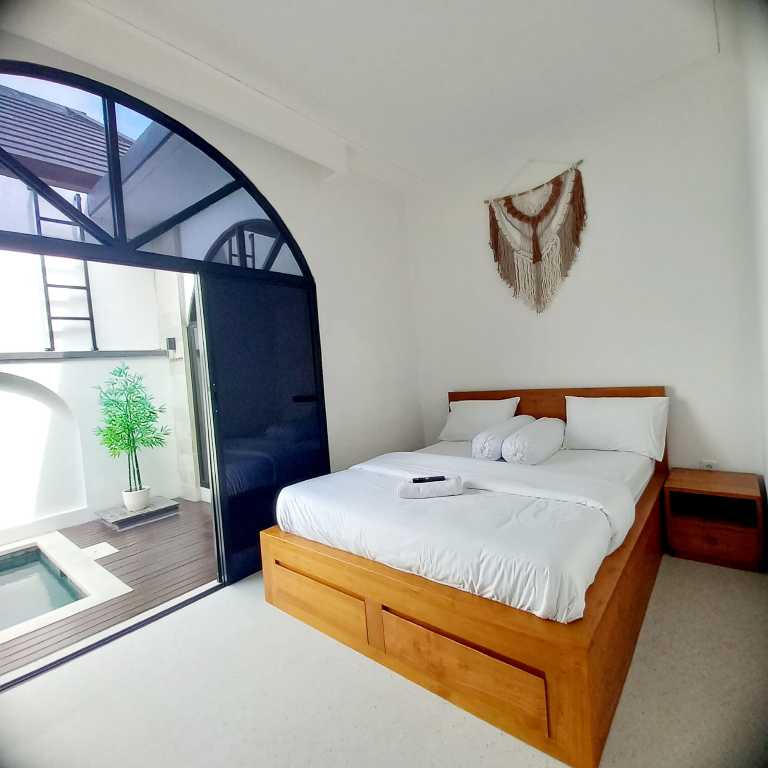 2BR Villa Feronia in Uluwatu, 2-bed villa for rent in Uluwatu – photo 12 of 15